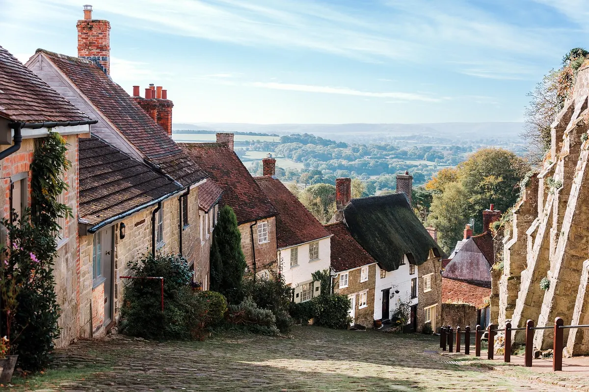A Month-by-Month Guide to Visiting the Cotswolds Without the Crowds